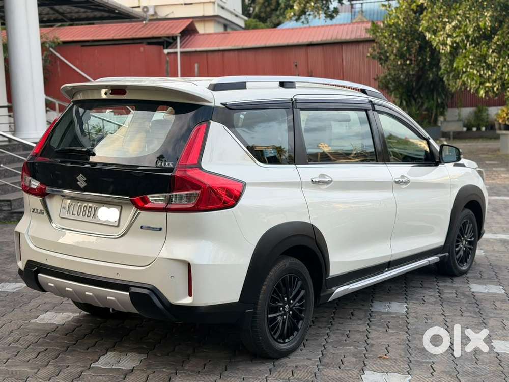 Maruti Suzuki Xl6 1.5 Alpha At, 2021, Petrol