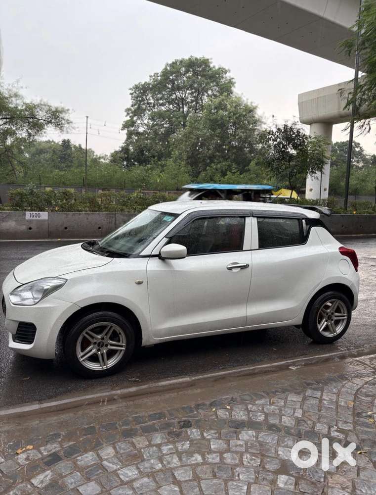 Maruti Suzuki Swift Vvt Lxi, 2022, Cng & Hybrids