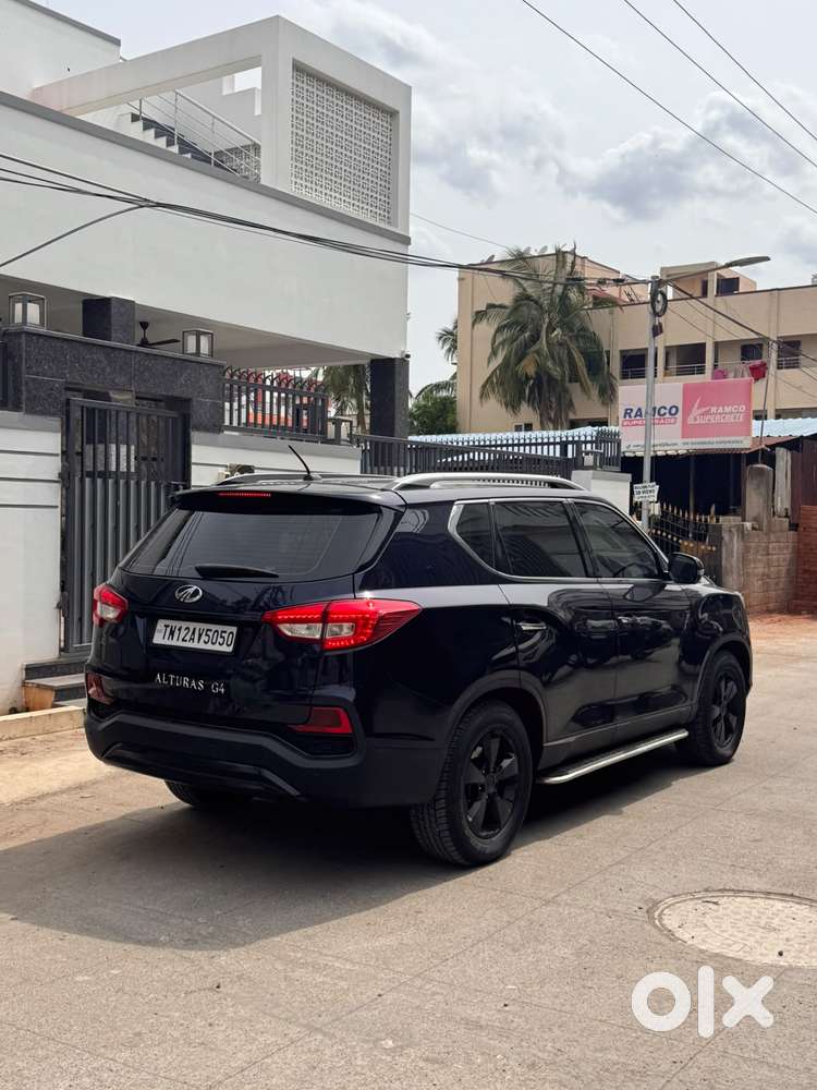 Mahindra Alturas G4 4x2 At, 2022, Diesel