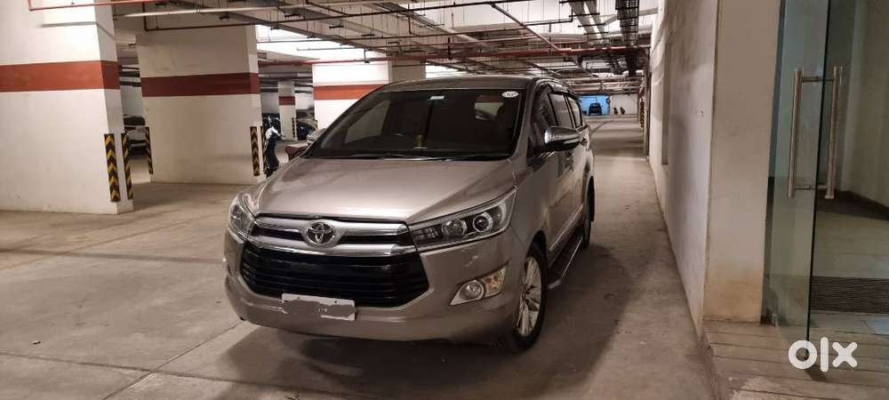 Toyota Innova Crysta 2016