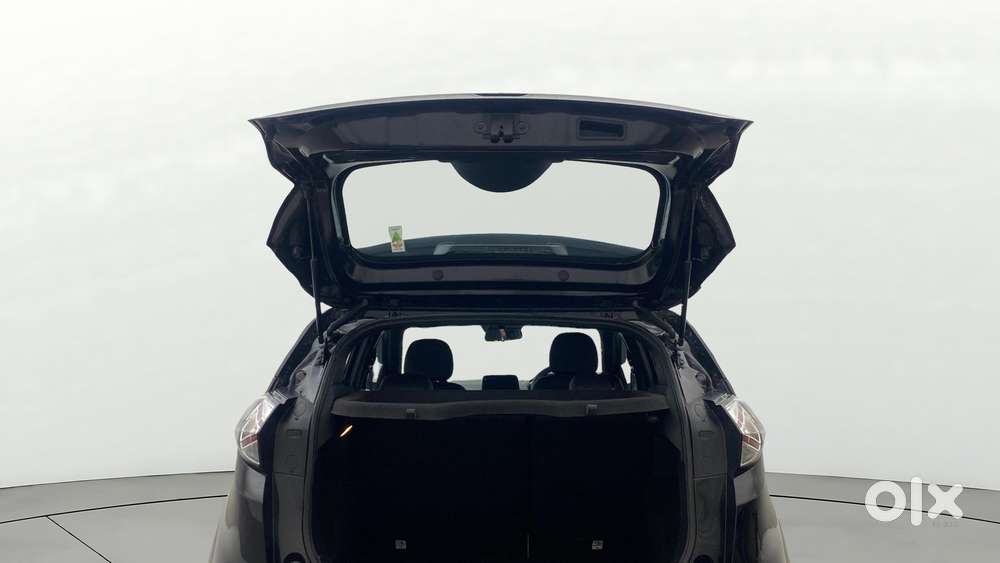 Tata Nexon 1.5 Revotorq Xz Plus Hs Dark Edition, 2022, Petrol