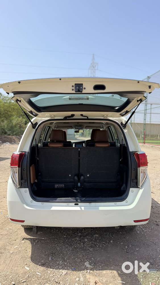 Toyota Innova Crysta 2.8 Zx At, 2017, Diesel