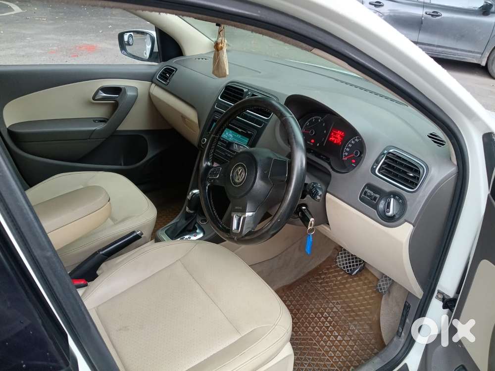 Volkswagen Vento Petrol Highline, 2013, Petrol