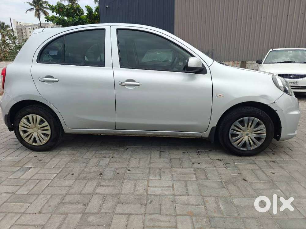 Nissan Micra Active Xv, 2015, Petrol