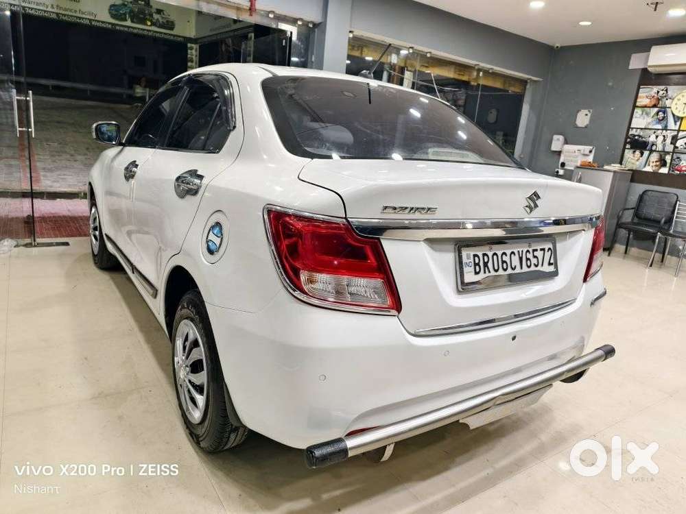 Maruti Suzuki Dzire 1.2 Vxi, 2022, Petrol