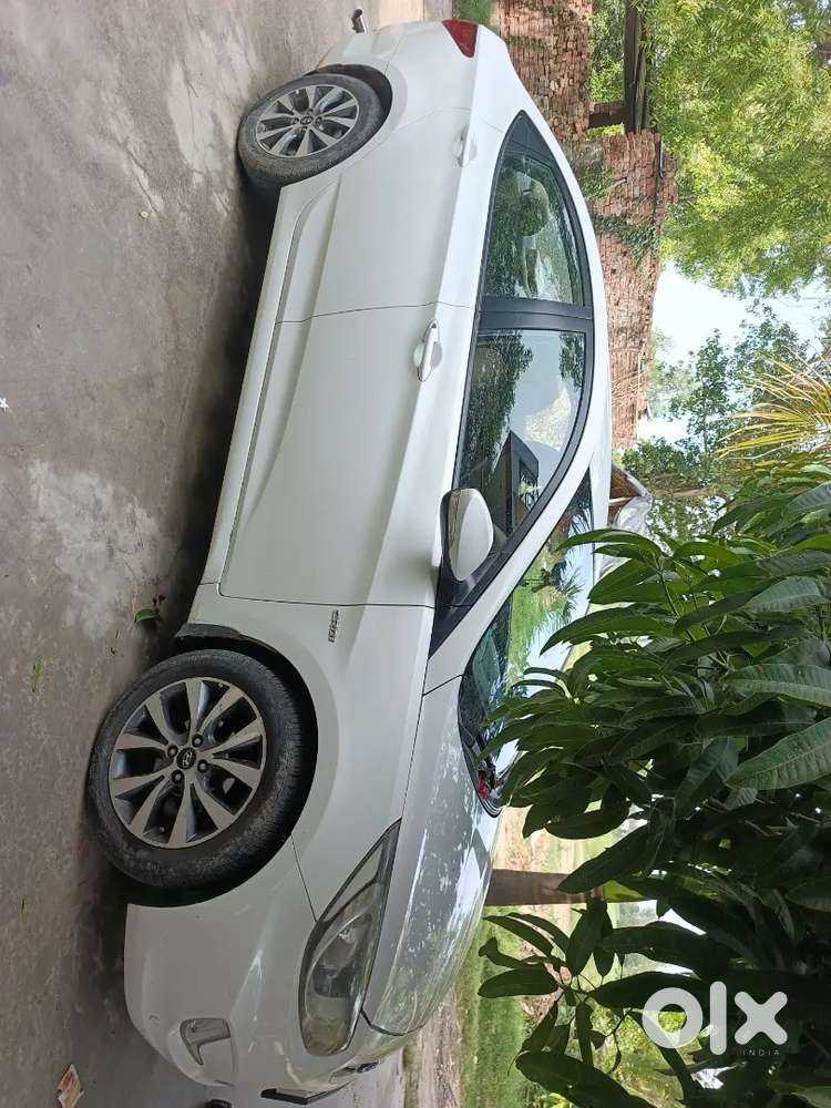 Verna 2013 Diesel Manual - Single Hand Used, 22kmpl Mileage`