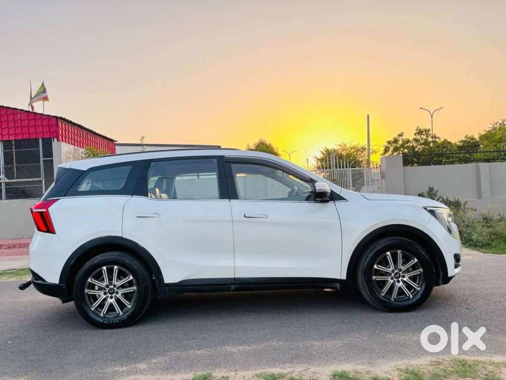 Mahindra Xuv700 Ax7l 6 Str At, 2023, Diesel