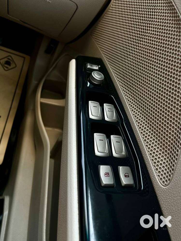 Mahindra Xuv300 W8 Amt Diesel, 2019, Diesel