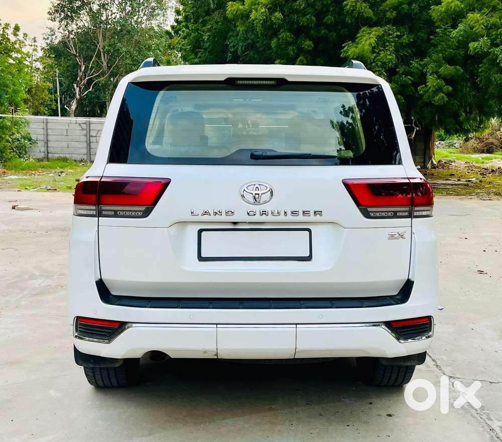 Toyota Land Cruiser 3.3 Zx Diesel, 2023, Diesel