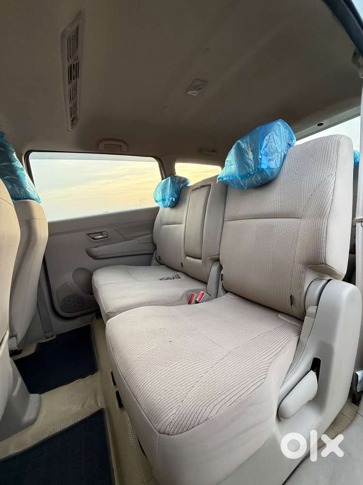 Maruti Suzuki Ertiga 1.5 Vxi Shvs, 2025, Petrol