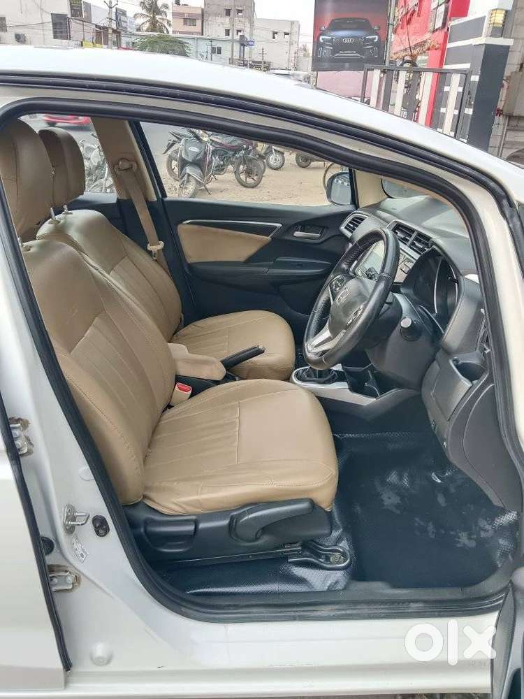 Honda Jazz [2020-2023] 1.2 Vx I-vtec Mt, 2021, Petrol