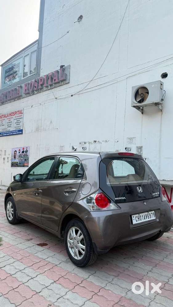 Honda Brio 2013 Petrol Well Maintained