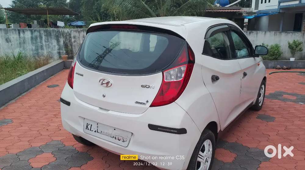 Hyundai Eon 2015 Petrol 120 Km Driven