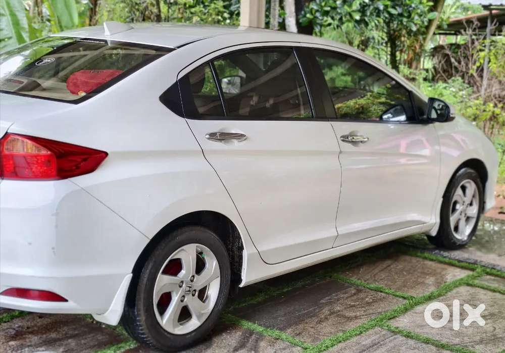 Honda City Vx Mt Sunroof | Single-owner Doctor Car | Under 45k Km, E20