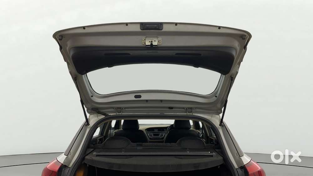 Hyundai Elite I20 Sportz (o) 1.2, 2015, Petrol