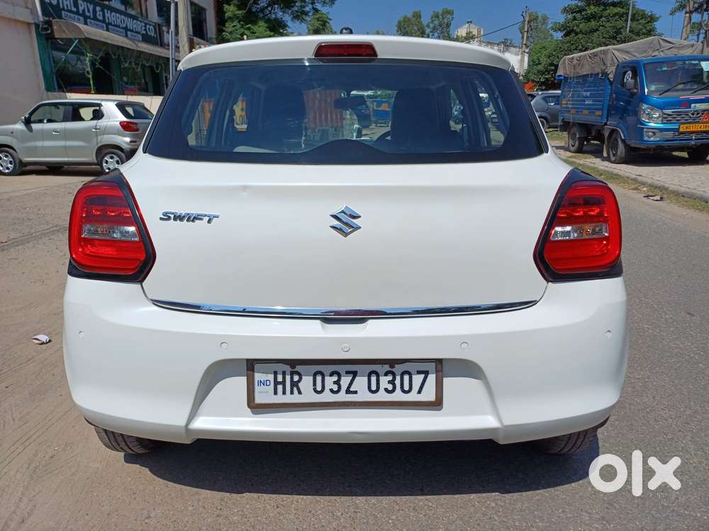 Maruti Suzuki Swift Vxi Optional, 2020, Petrol