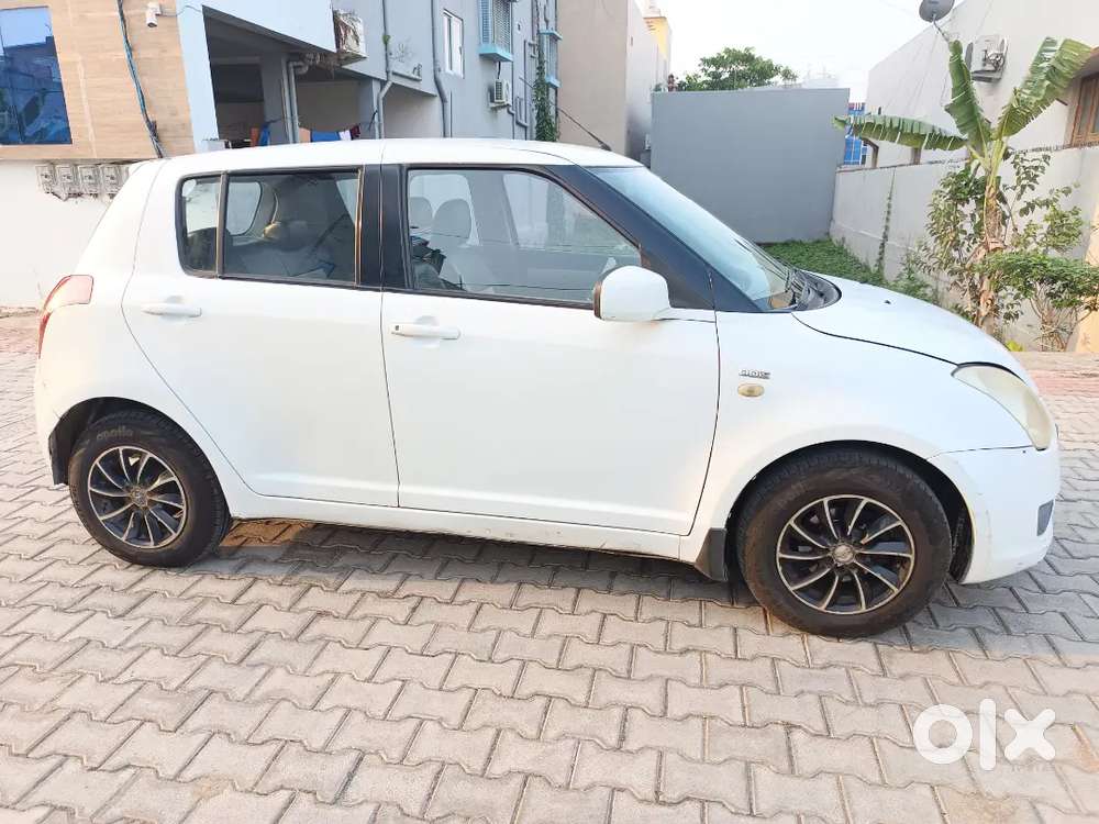 Maruti Suzuki Swift Vdi Diesel 2010 Model