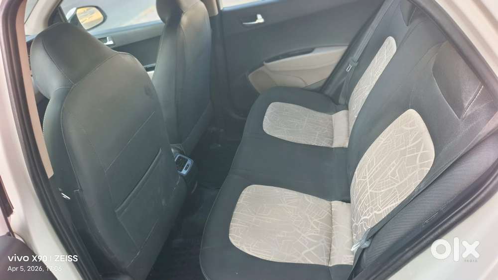 Hyundai Grand I10 Sportz Edition, 2015, Cng & Hybrids