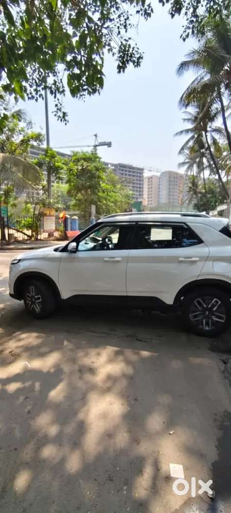 Hyundai Venue 2021 Diesel 77000 Km Driven