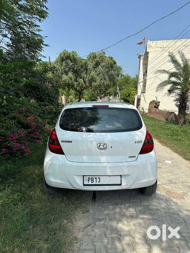 Hyundai I20 Magna 2011 Petrol