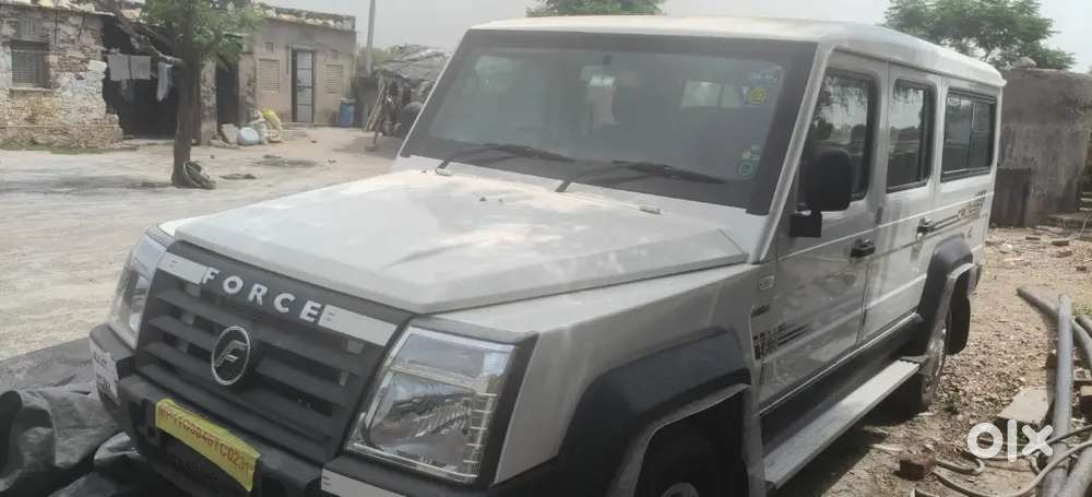 Force Motors Trax Cruiser Diesel Automatic 2026