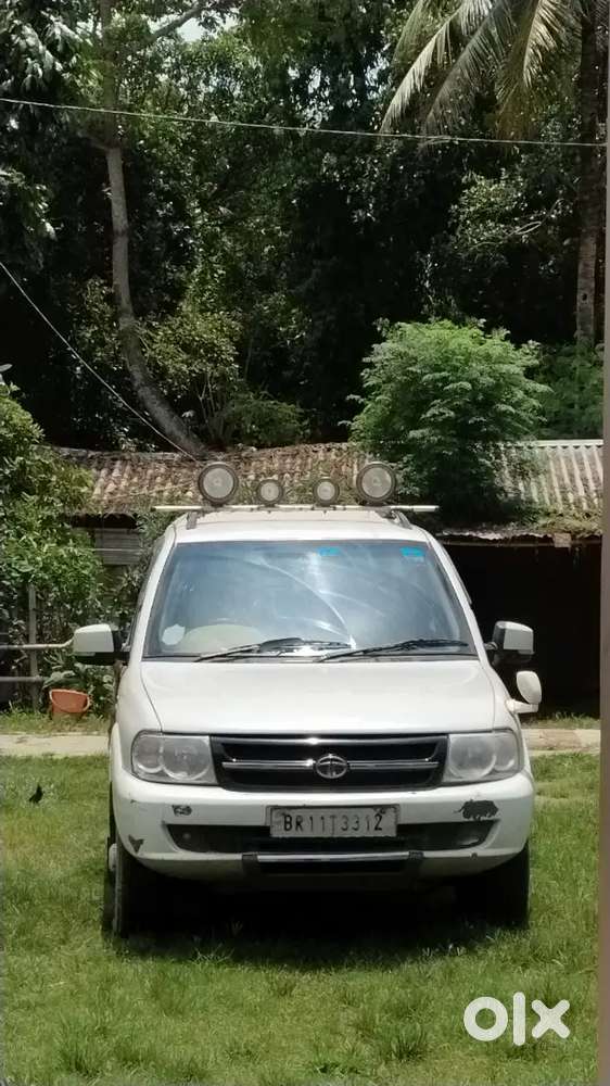 Tata Safari Dicor 2014