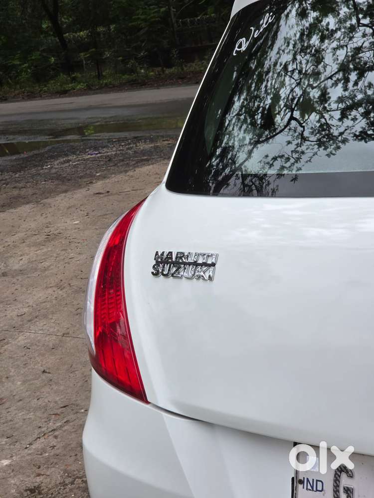 Maruti Suzuki Swift Vxi Glory Limited Edition, 2015, Petrol