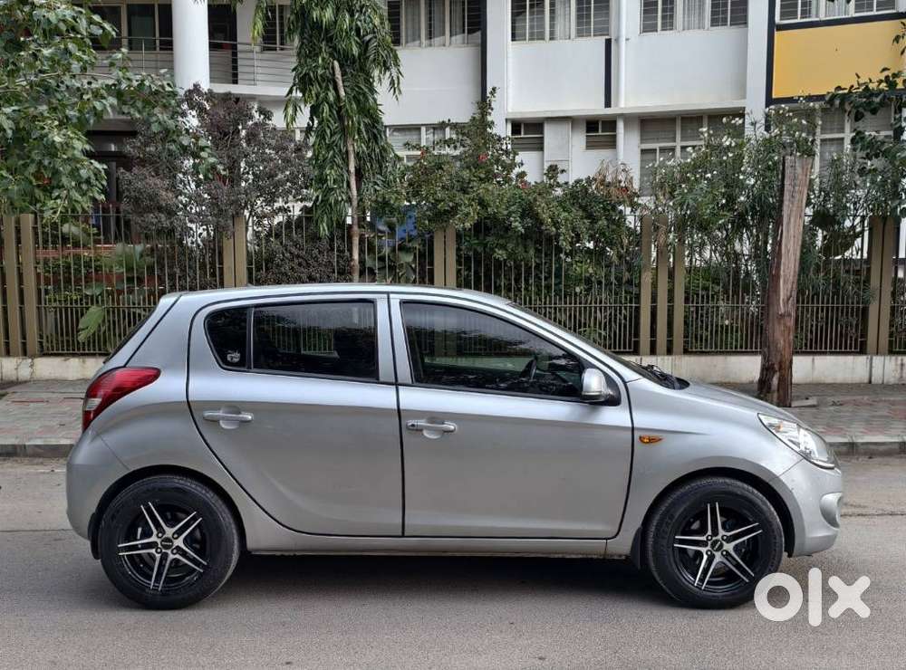Hyundai I20 1.2 Asta Option With Sunroof, 2010, Diesel