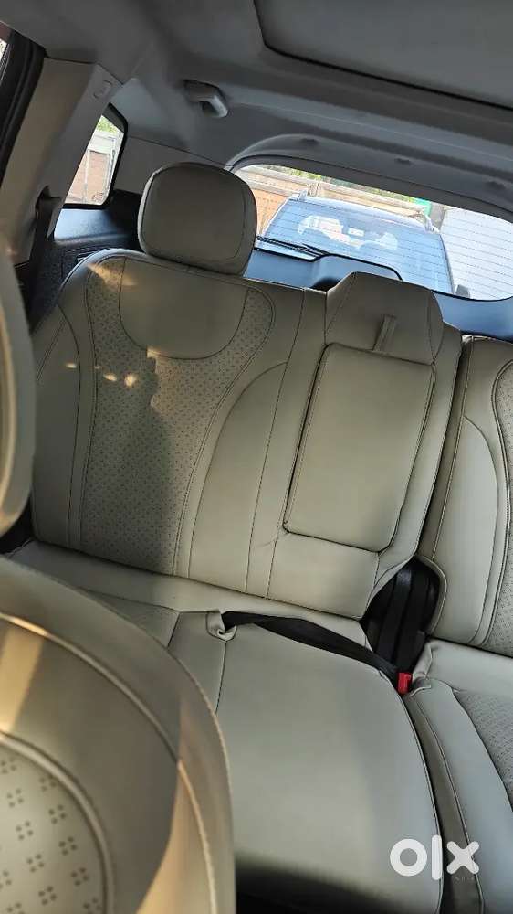 Mahindra Xuv700 Petrol 2022
