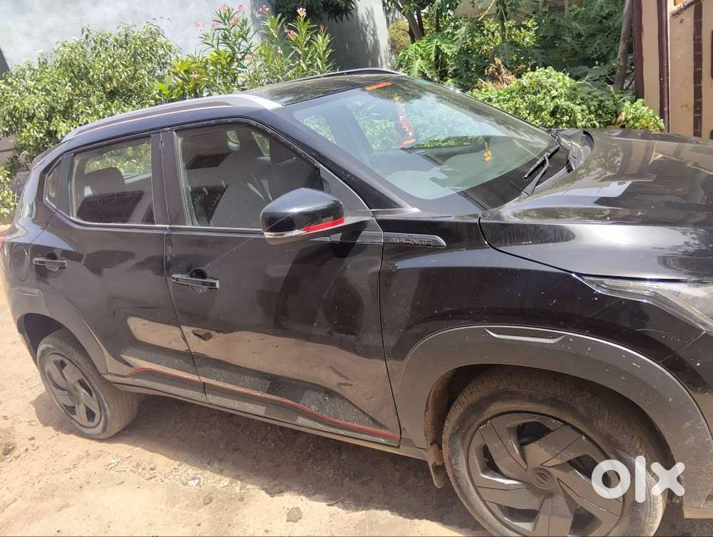 Nissan Magnite 2024 Petrol Well Maintained