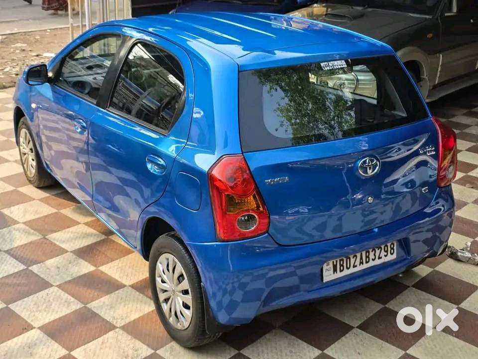 Toyota Etios Liva 2011-2012 G, 2012, Petrol