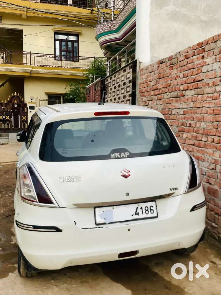 Doctor Car Maruti Suzuki Swift 2013 Diesel Well Maintained