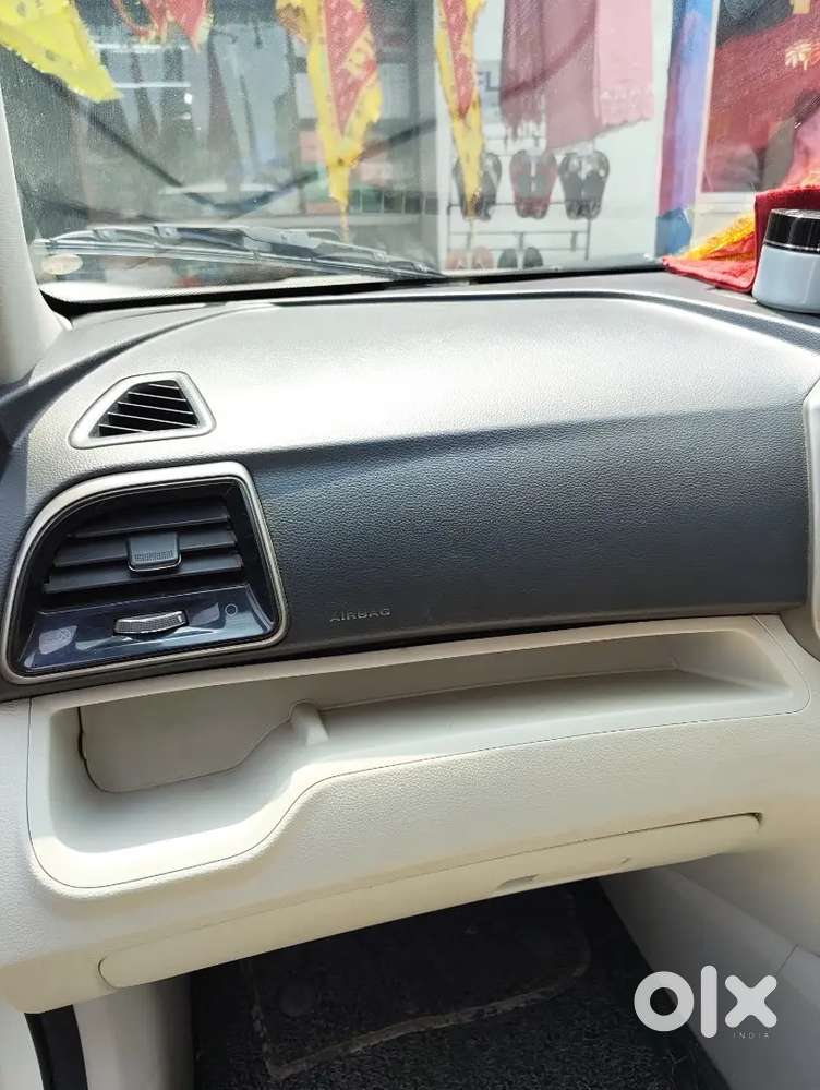 Mahindra Xuv300 2021 Petrol Well Maintained