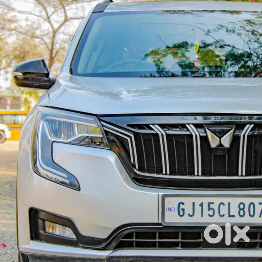 Mahindra Xuv700 2.0 Ax 5 Petrol At Str, 2022, Petrol