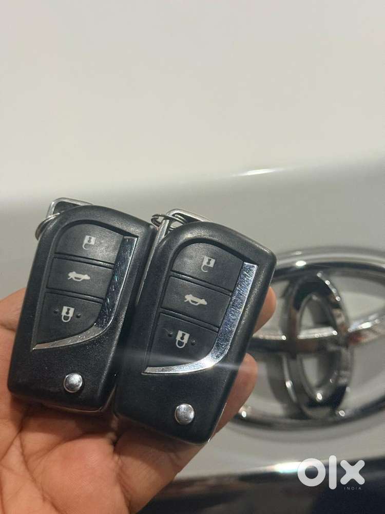 Just 22000 Km Driven 2014 Toyota Corolla Altis 2