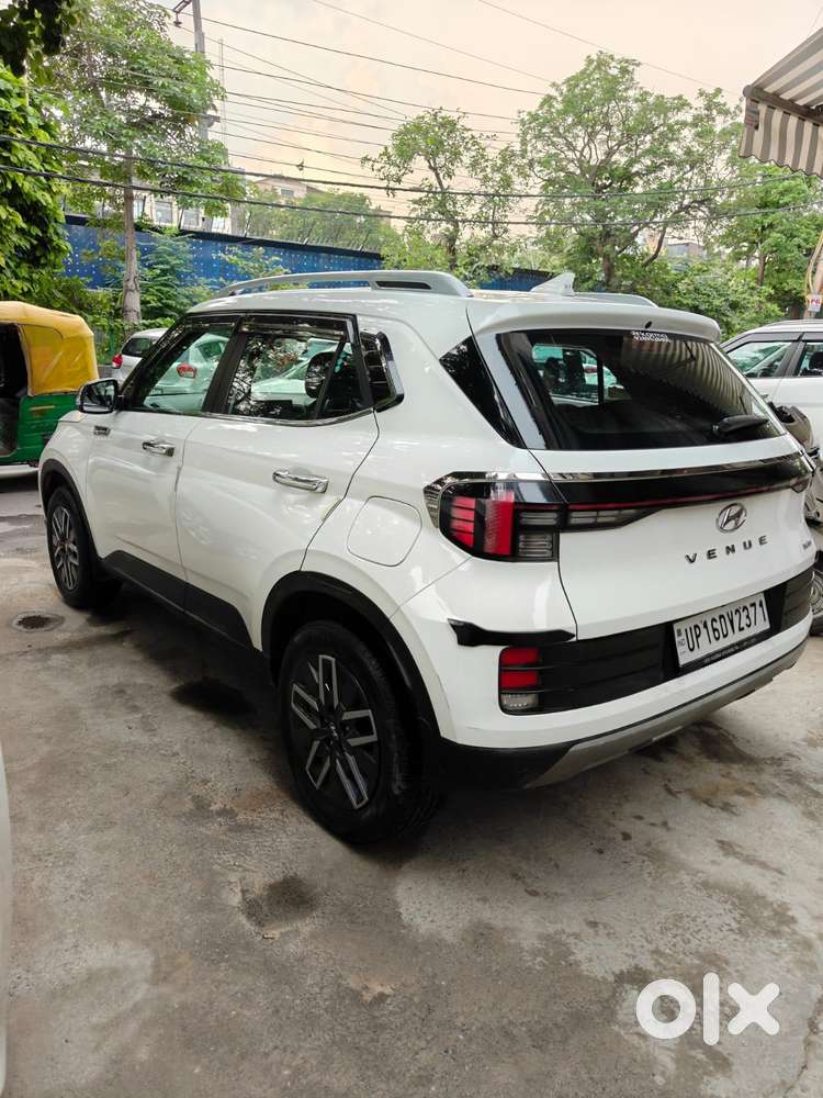 Hyundai Venue 1.0 S (o) Turbo Imt, 2023, Petrol