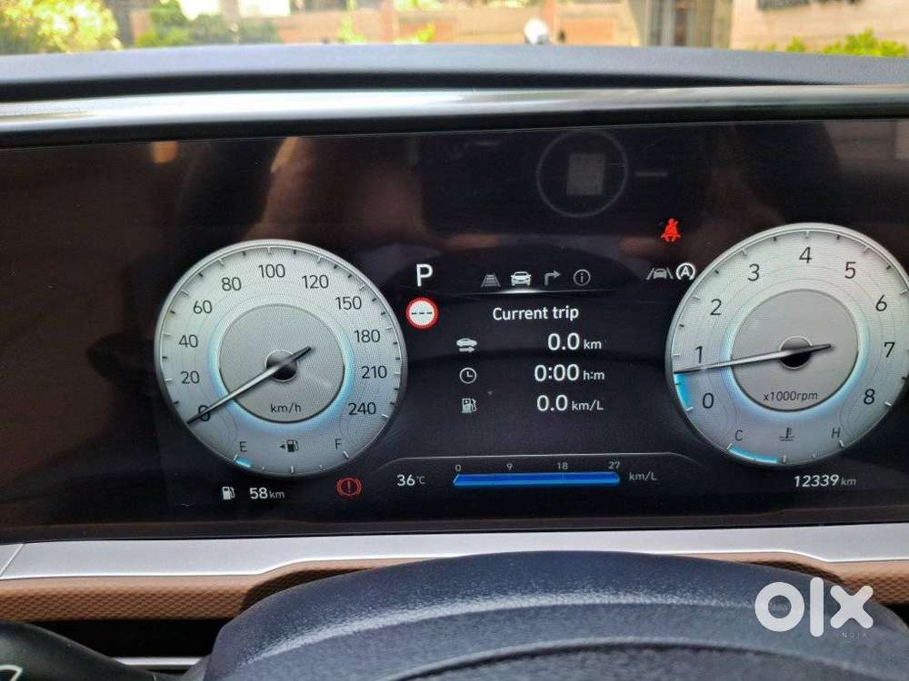 Hyundai Alcazar Signature 1.5 Petrol Dct 7str, 2025, Petrol
