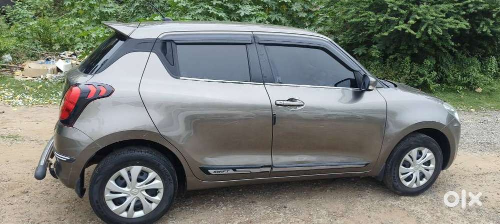 Maruti Suzuki Swift Vxi Ags, 2022, Petrol