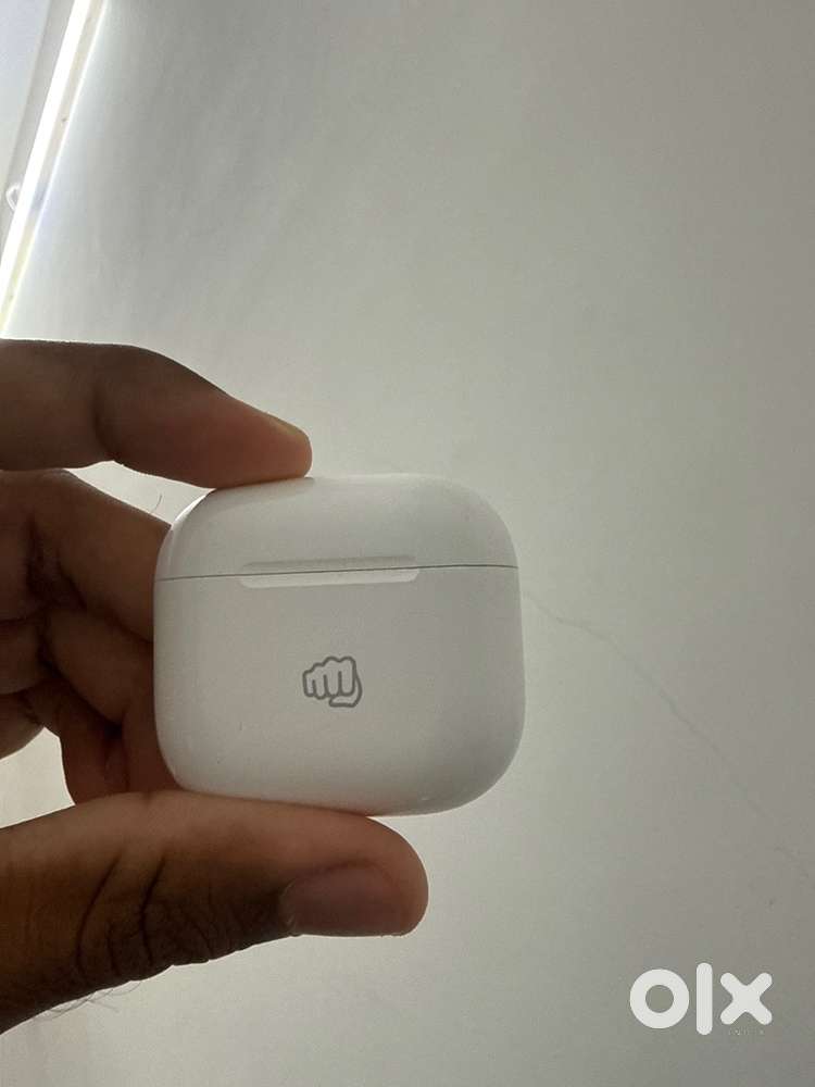 Apple Airpods 4 with ANC