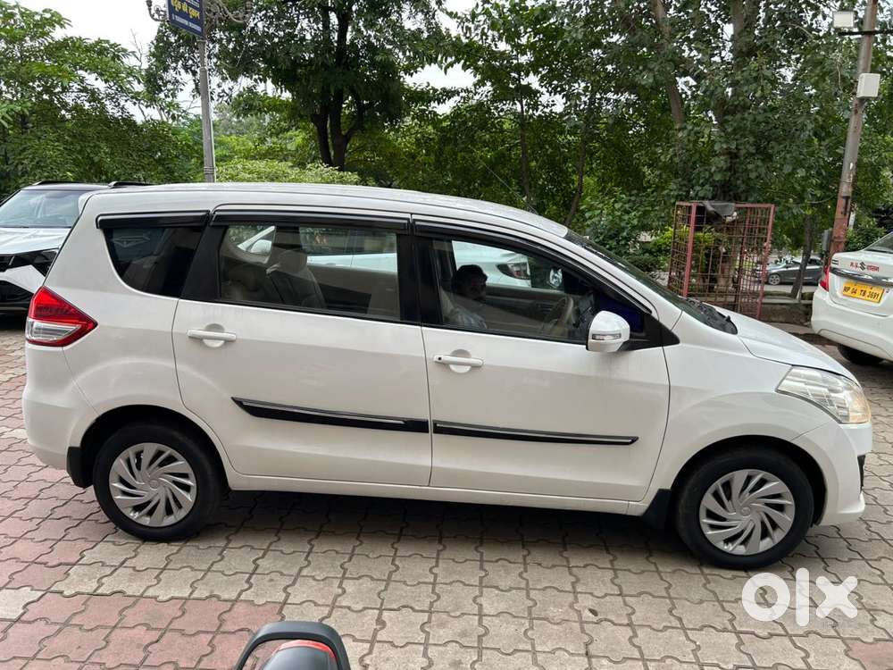 Maruti Suzuki Ertiga Vxi Cng, 2012, Petrol