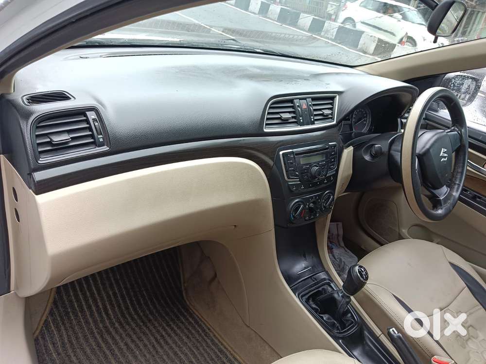Maruti Suzuki Ciaz Vdi Shvs, 2015, Diesel