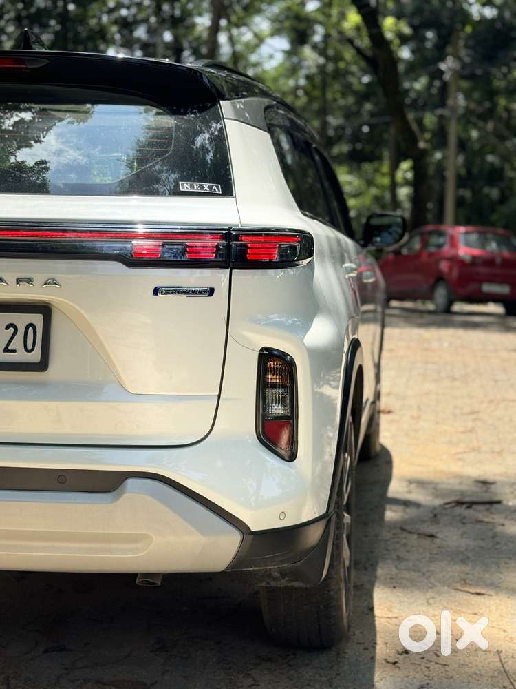 Maruti Suzuki Grand Vitara 1.5 Alpha Smart Hybrid, 2023, Petrol