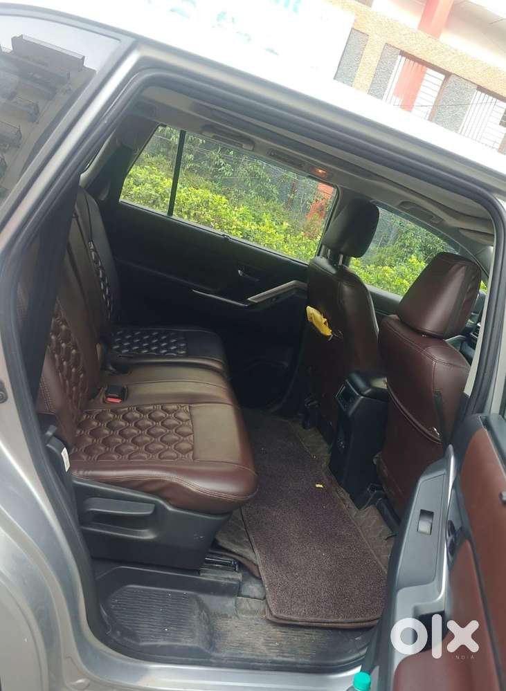 Toyota Innova Hycross 2.0 Vx Hybrid 8 Str, 2025, Petrol