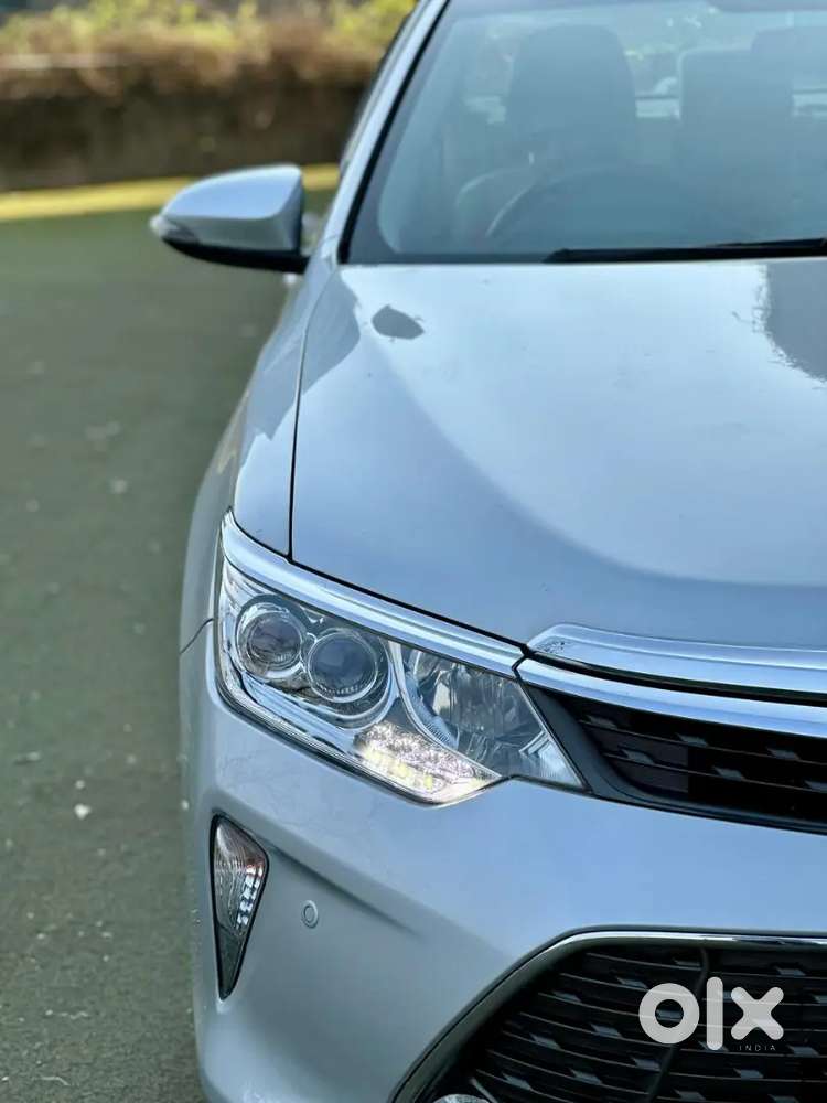 Toyota Camry 2016 Petrol Well Maintained