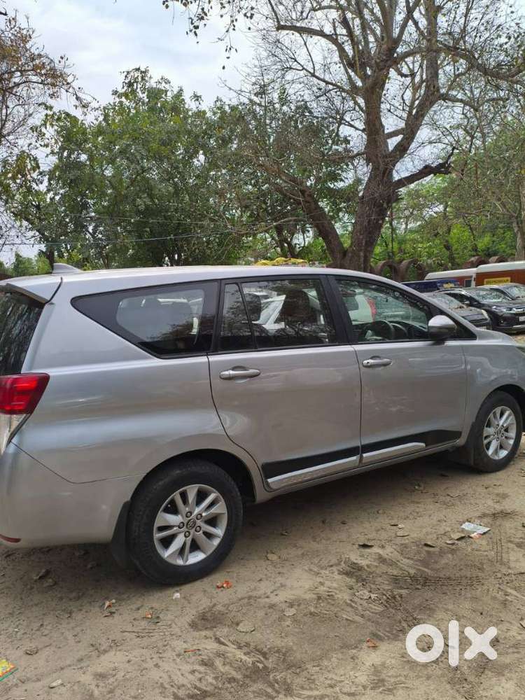 Toyota Innova Crysta 2.8 Gx At, 2017, Diesel