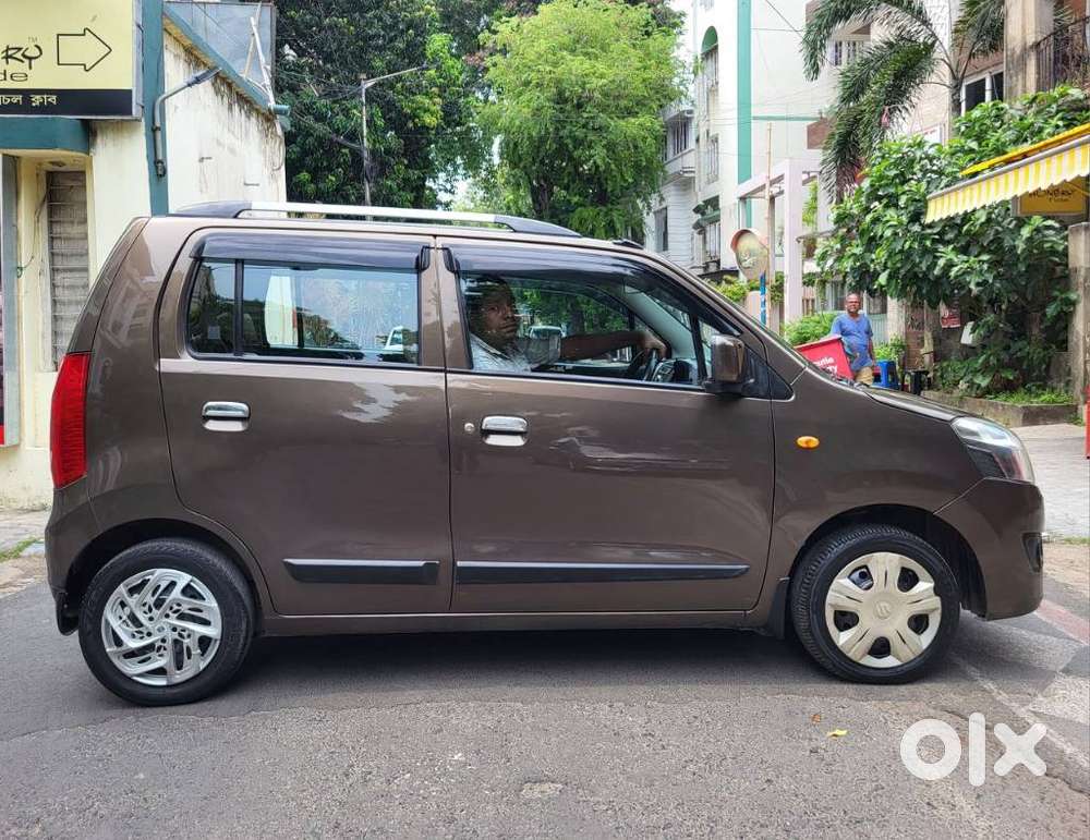 Maruti Suzuki Wagon R Vxi Amt Opt 1.2, 2016, Petrol