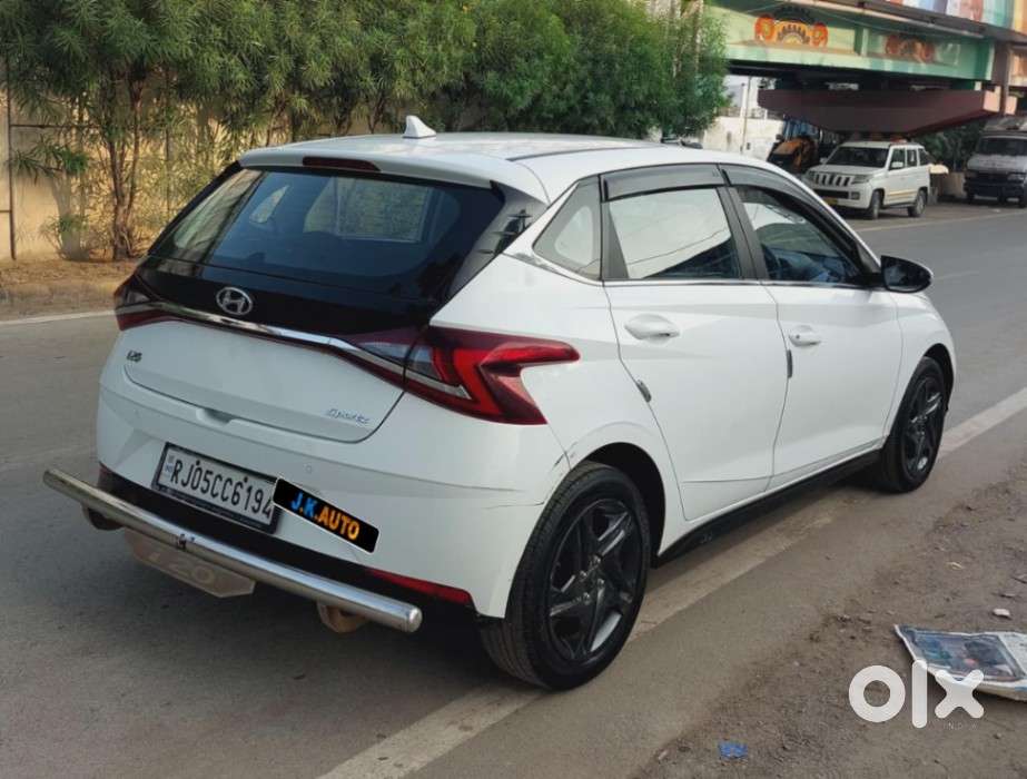 Hyundai I20 Sportz 1.2 Mt, 2023, Petrol