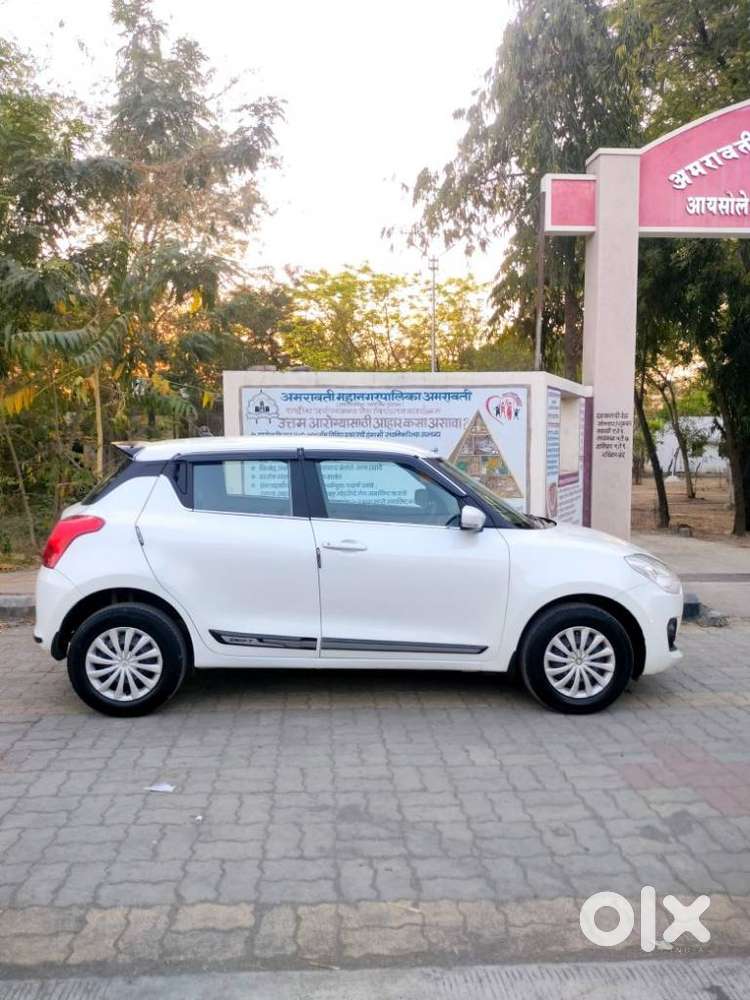 Maruti Suzuki Swift Vxi Optional, 2022, Petrol