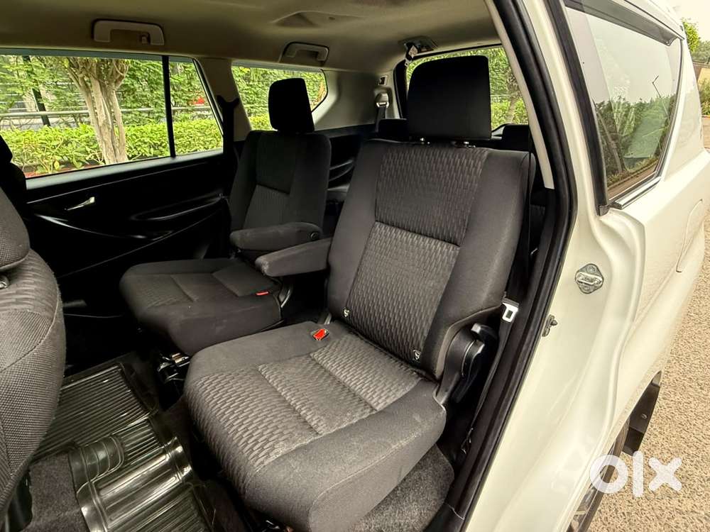 Toyota Innova Crysta [2020-ongoing] 2.4 Gx 7 Str, 2022, Diesel