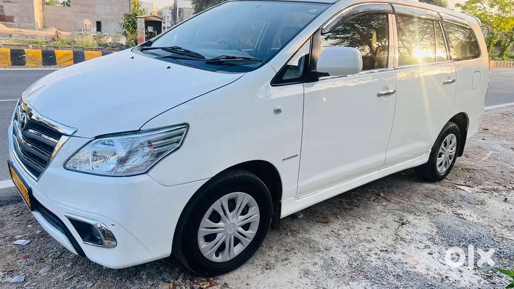 Toyota Innova Diesel 2015